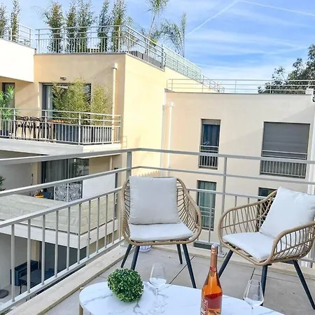 Jardin Secret Yourhosthelper *