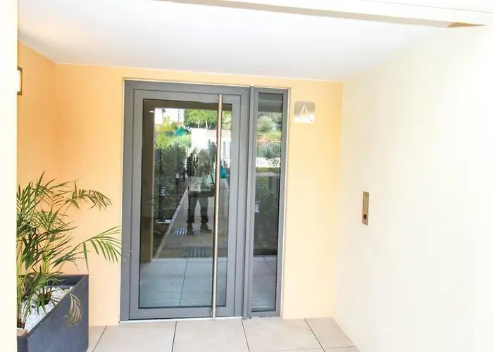 Jardin Secret Yourhosthelper Apartamento